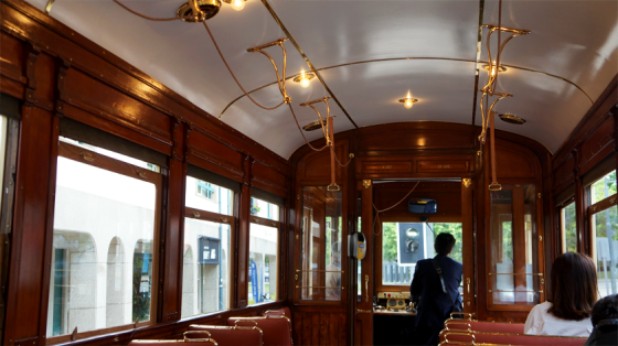 So wie in Porto sollte man immer Straßenbahn fahren.